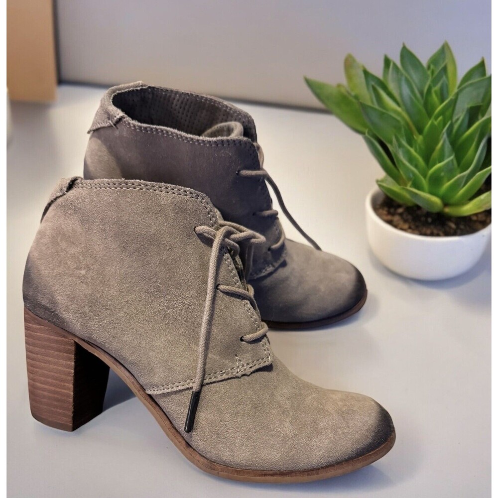TOMS Lunata Gray Suede Lace Up Ankle Boot Bootie Block Heel Womens Size 7